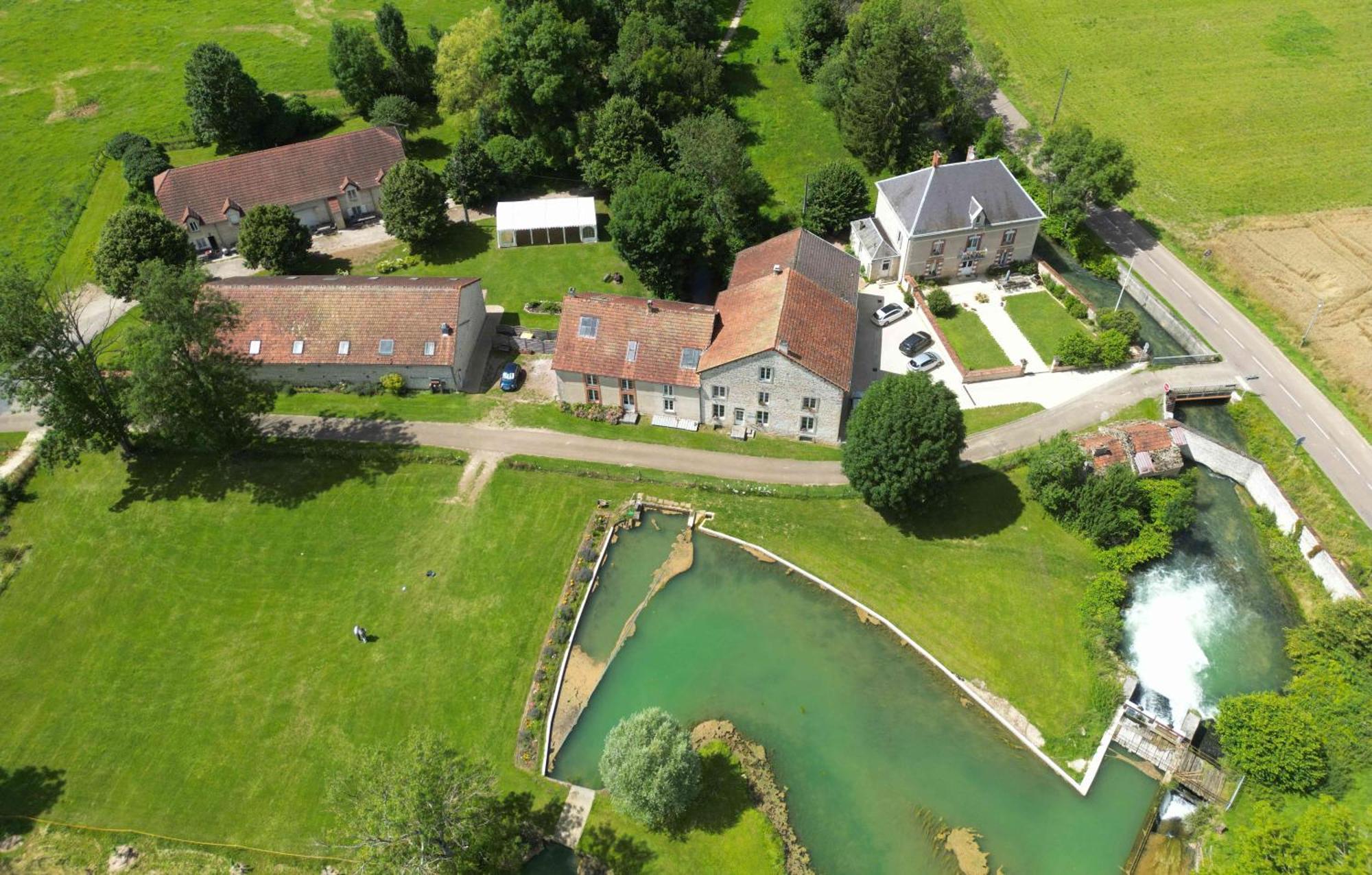 Moulin de la Fleuristerie Bed & Breakfast Orges Exterior foto